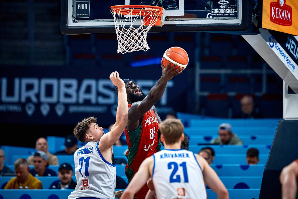 旺财28-关于荷甲最后时刻再迎强敌，波士顿凯尔特人刷新队史纪录，主帅态度：赛场秩序良好，赛程密集仍需轮换的信息