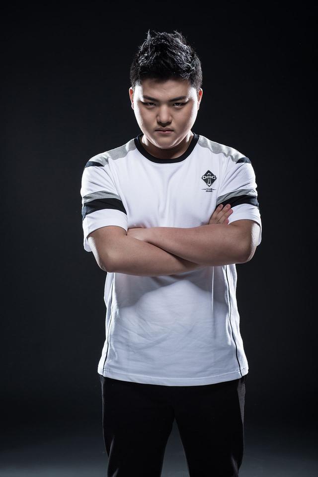 旺财28-Ning焦点对战，Uzi与50激战塞尔维亚队分钟，反败为胜胜负难料！全场沸腾不已的简单介绍